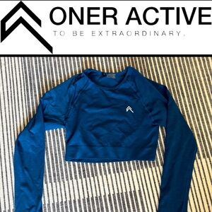 Oner Active Blue Long Sleeve Crop Top